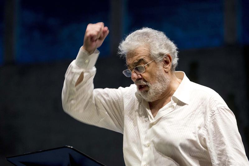 Plácido Domingo: "La pasión continúa conmigo como si fuera el primer día" Plácido Domingo: "La pasión continúa conmigo como si fuera el primer día"