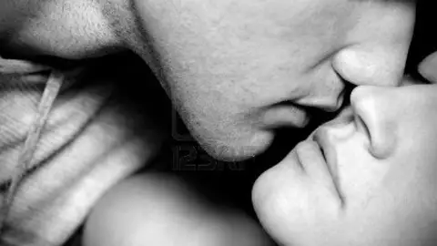 Besos (imagen de recurso) Besos (imagen de recurso)