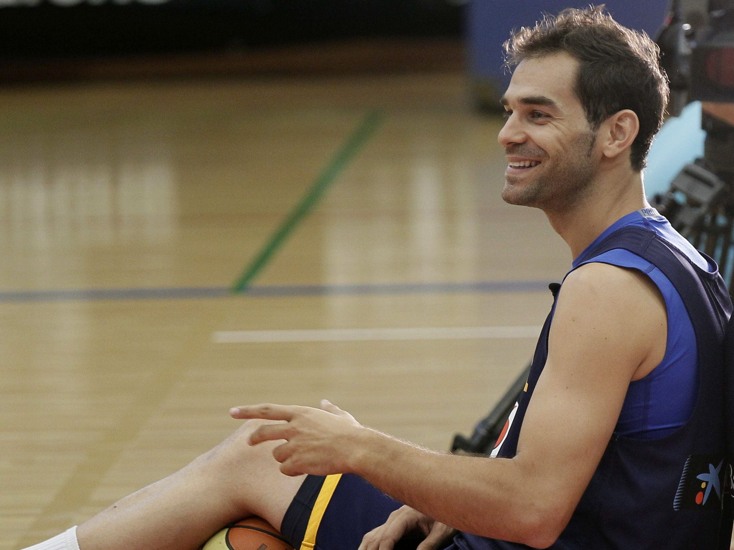 Calderón: 'Lo importante es estar unidos e ilusionar a todos' Calderón: 'Lo importante es estar unidos e ilusionar a todos'