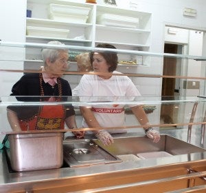 Voluntarios en el comedor social 2013 Voluntarios en el comedor social 2013