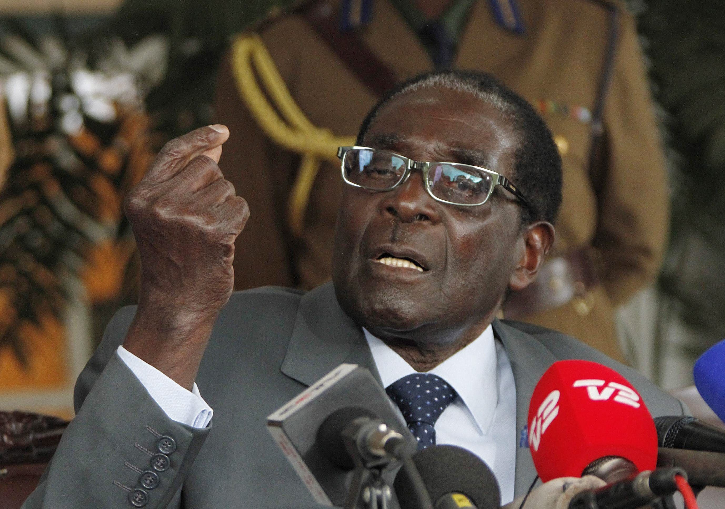 Zimbabue prohibirá el voto a quienes vivan en el extranjero Zimbabue prohibirá el voto a quienes vivan en el extranjero