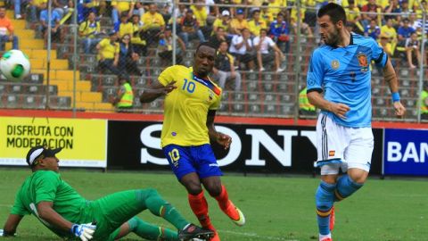 Taconazo del gol de Negredo