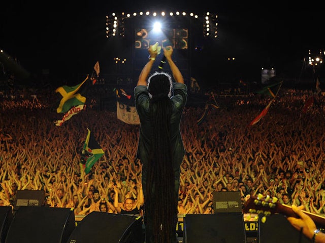 El Rototom Sunsplash despide su décima edición en Benicàssim con la especial actuación de Green Valley El Rototom Sunsplash despide su décima edición en Benicàssim con la especial actuación de Green Valley