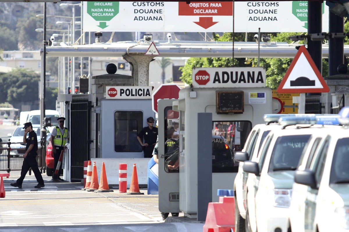 'La realidad en Gibraltar es muy distinta a lo que dicen los medios' 'La realidad en Gibraltar es muy distinta a lo que dicen los medios'