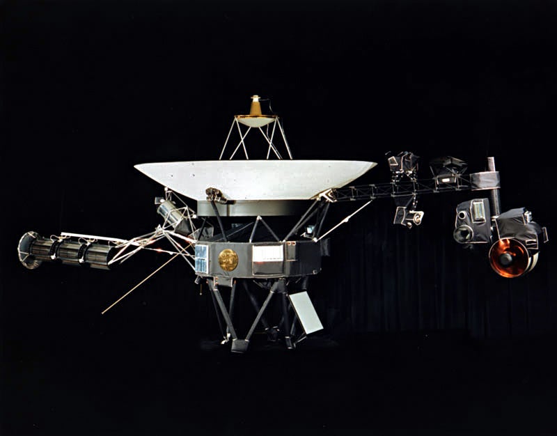 La Brújula de la Ciencia: 'El 'Voyager 1' no ha salido del Sistema Solar' La Brújula de la Ciencia: 'El 'Voyager 1' no ha salido del Sistema Solar'