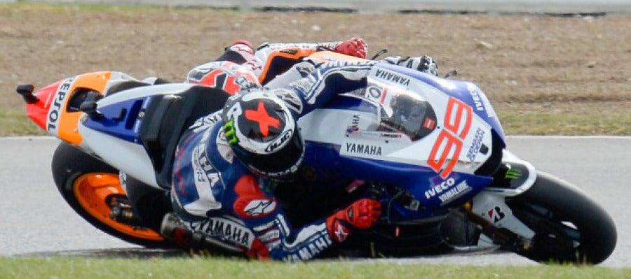 Jorge Lorenzo y Marc Márquez durante el GP de Gran Bretaña Jorge Lorenzo y Marc Márquez durante el GP de Gran Bretaña