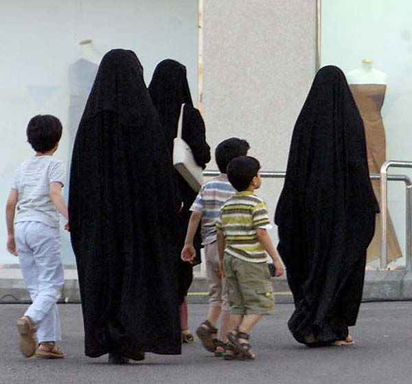 Las mujeres en Arabia Saudí serán informadas de su divorcio por mensaje de texto Las mujeres en Arabia Saudí serán informadas de su divorcio por mensaje de texto