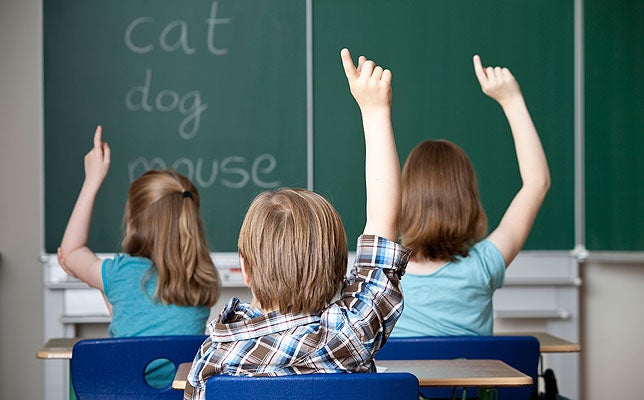 El Gobierno pacta con ERC la prohibición de que la escuela concertada segregue por sexos El Gobierno pacta con ERC la prohibición de que la escuela concertada segregue por sexos