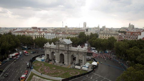 Vista a&eacute;rea de la Puerta de Alcal&aacute; desde su parte trasera