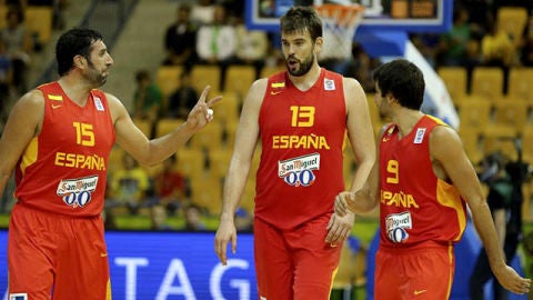Marc Gasol, Mumbr&uacute; y Ricky Rubio, en el encuentro ante Georgia
