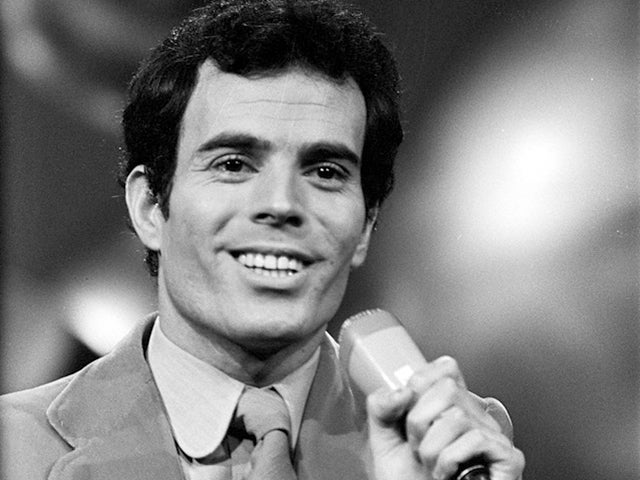 Tu Canción Vol.113 `Julio Iglesias´ Tu Canción Vol.113 `Julio Iglesias´