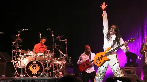 Earth, Wind & Fire Earth, Wind & Fire