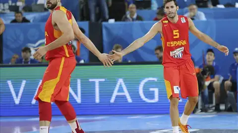Marc Gasol y Rudy Fernández durante el partido ante Grecia en el Eurobasket Marc Gasol y Rudy Fernández durante el partido ante Grecia en el Eurobasket
