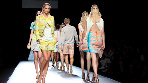 Desfile Ana Locking