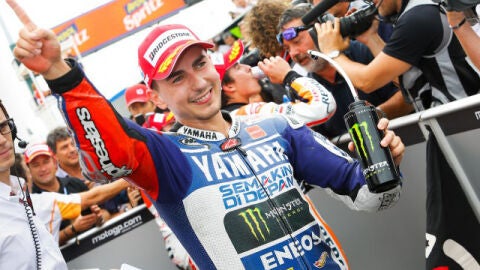Lorenzo vence en el GP de San Marino de Moto GP