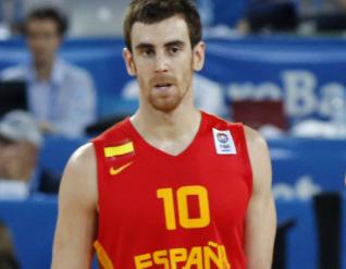 Víctor Claver: "Estábamos dañados por el partido ante Italia" Víctor Claver: "Estábamos dañados por el partido ante Italia"
