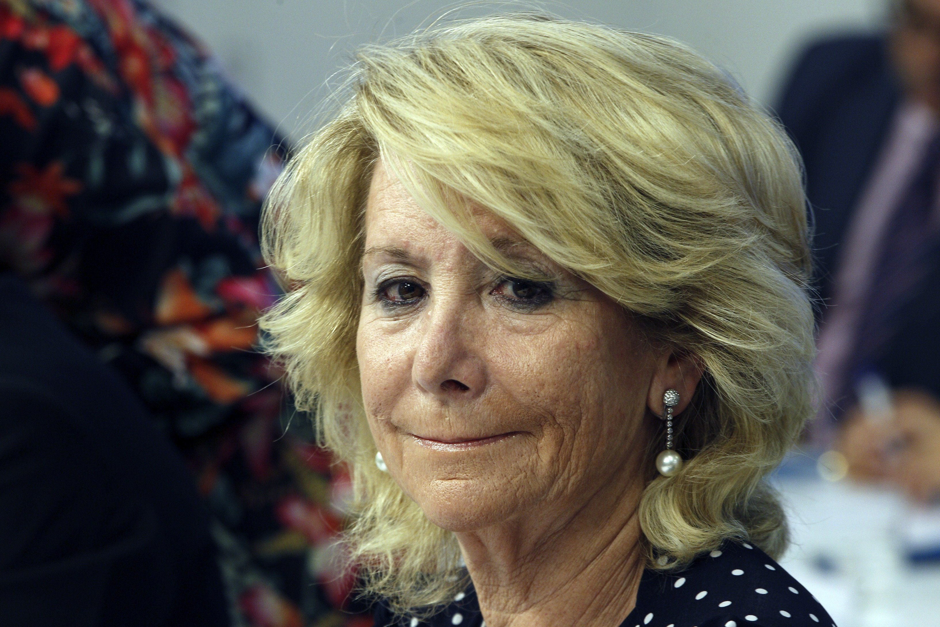 Esperanza Aguirre: "El Gobierno tendría que propiciar una mayor presencia del estado español en Cataluña" Esperanza Aguirre: "El Gobierno tendría que propiciar una mayor presencia del estado español en Cataluña"