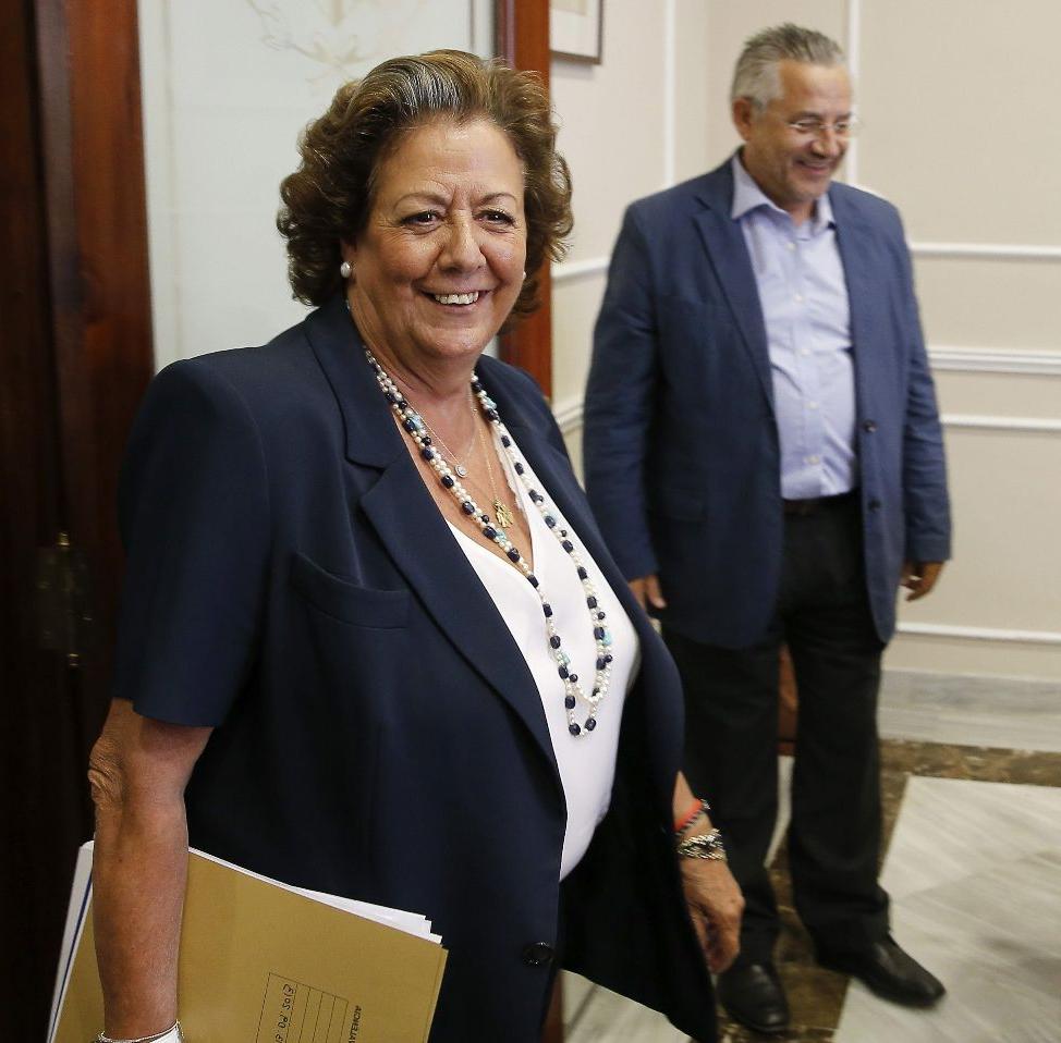 La Fiscalía investigará los gastos de representación de Rita Barberá por el 'caso Ritaleaks' La Fiscalía investigará los gastos de representación de Rita Barberá por el 'caso Ritaleaks'