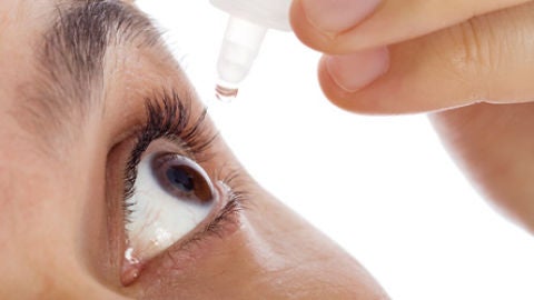 Colirio para evitar los ojos secos