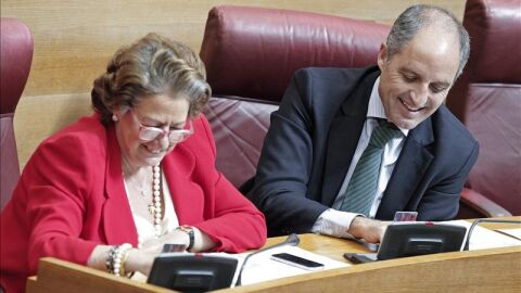 La alcaldesa de Valencia, Rita Barber&aacute;, y al expresident de la Generalitat Francisco Camps.