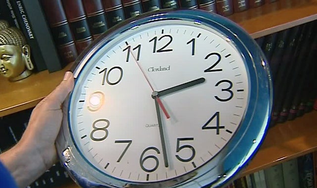 ¿Cómo influye el tiempo en el estudio de la economía? episode artwork
