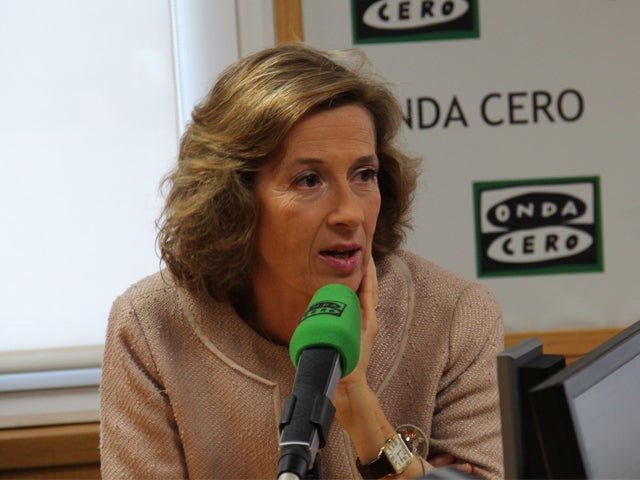 Pamplona en la Onda. Hablamos con Julia Navarro de su última novela: "Dispara, yo ya estoy muerto", que mañana presentará en el Club de Lectura de Diario de Navarra. Pamplona en la Onda. Hablamos con Julia Navarro de su última novela: "Dispara, yo ya estoy muerto", que mañana presentará en el Club de Lectura de Diario de Navarra.