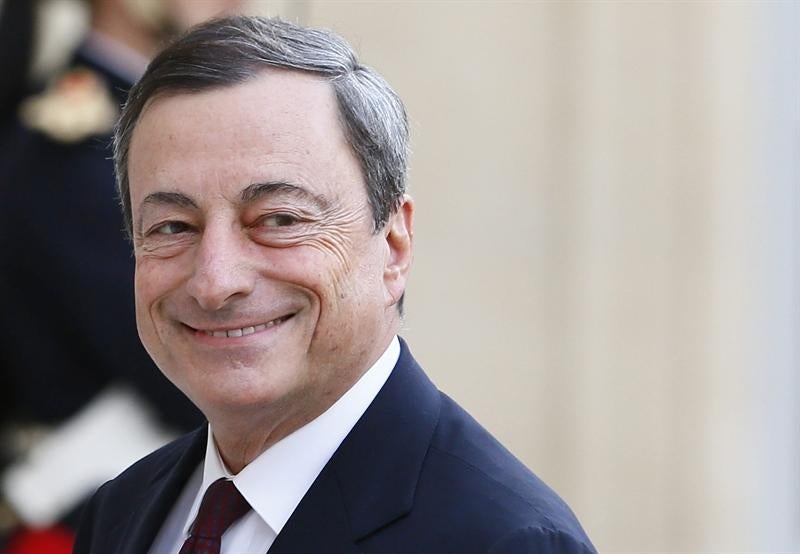 Draghi defiende la mayor solidez de los bancos de la eurozona Draghi defiende la mayor solidez de los bancos de la eurozona