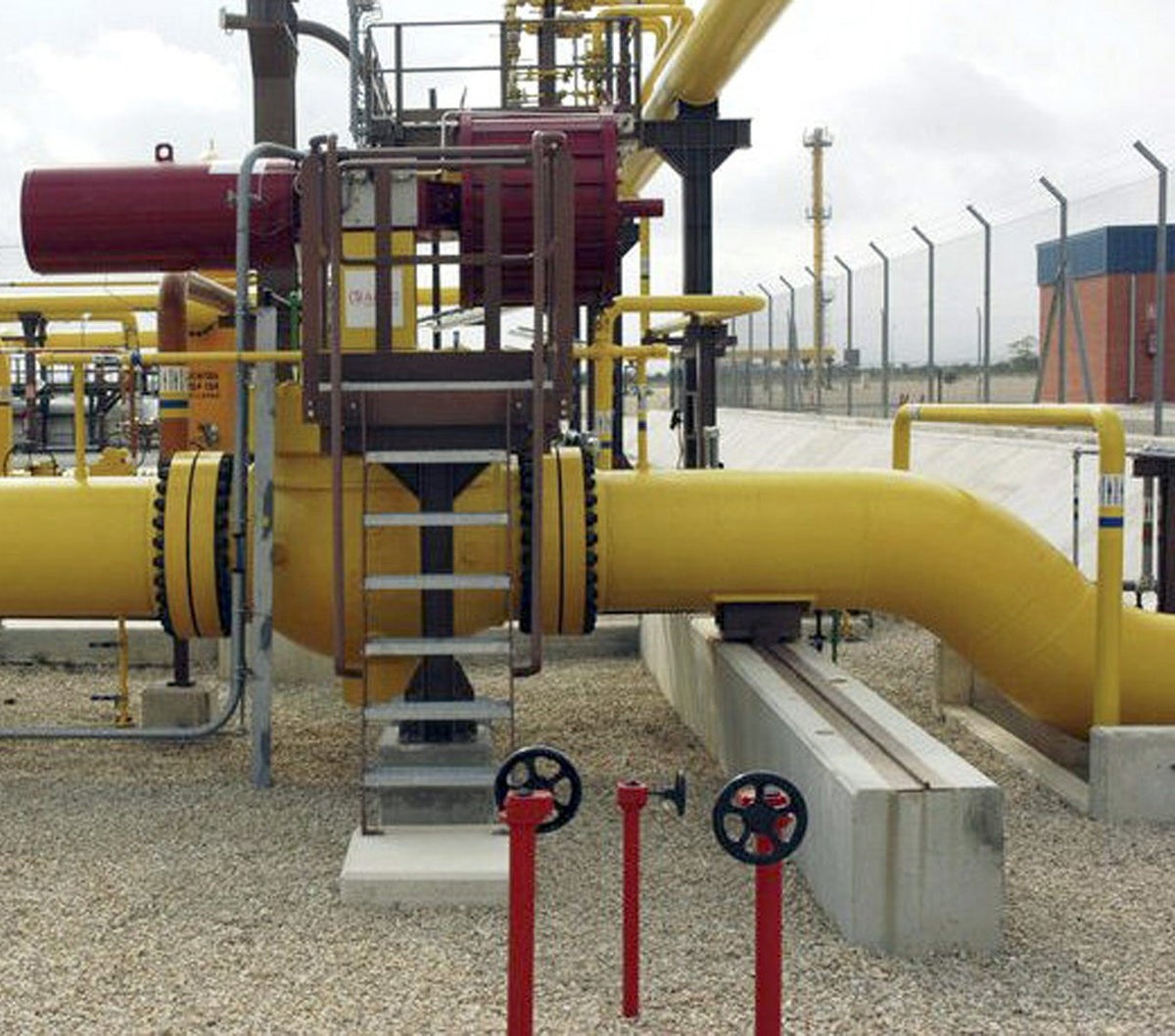 La brújula de la economía: Los bancos reclaman al Estado por la deuda de Castor La brújula de la economía: Los bancos reclaman al Estado por la deuda de Castor