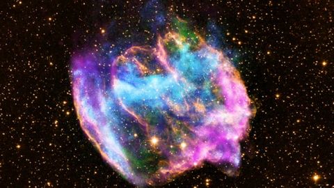En ocasiones, los agujeros negros surgen de explosiones de supernovas como esta