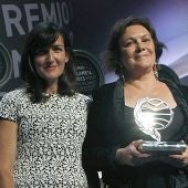Clara Sánchez, Premio Planeta 2013, y Ángeles González-Sinde, finalista