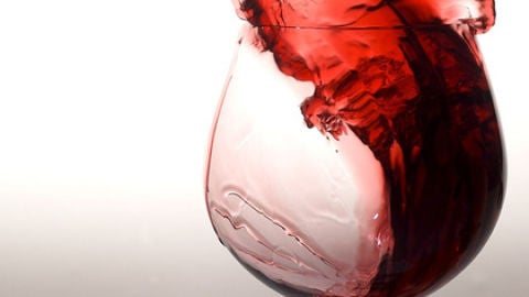 Explosiva copa de vino