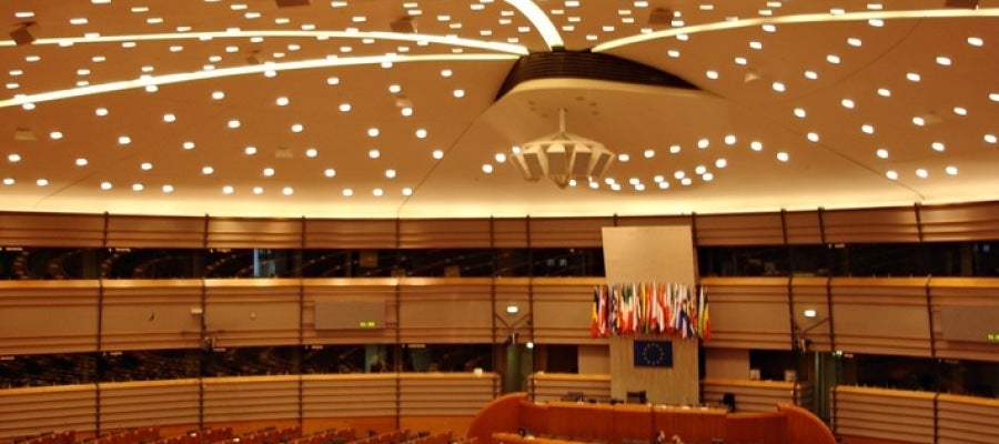 Imagen del Parlamento Europeo, a donde empiezan a llegar los lobbys nortemamericanos. Imagen del Parlamento Europeo, a donde empiezan a llegar los lobbys nortemamericanos.
