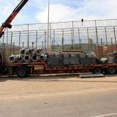 El Ministerio del Interior vuelve a colocar alambres con cuchillas en la valla de Melilla 