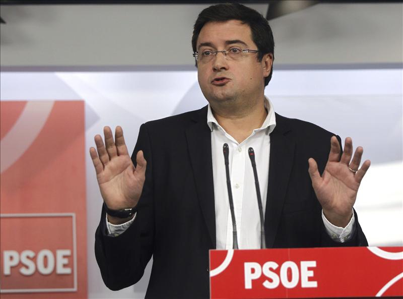 Óscar López: "La cesión de senadores no responde a ningún pacto sobre la gobernabilidad de España" Óscar López: "La cesión de senadores no responde a ningún pacto sobre la gobernabilidad de España"