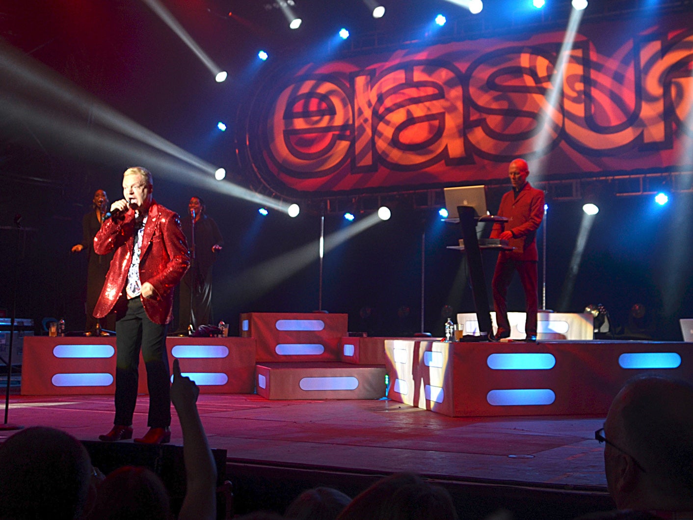 Discoforum: Salas arriesga con los clásicos navideños de Erasure Discoforum: Salas arriesga con los clásicos navideños de Erasure