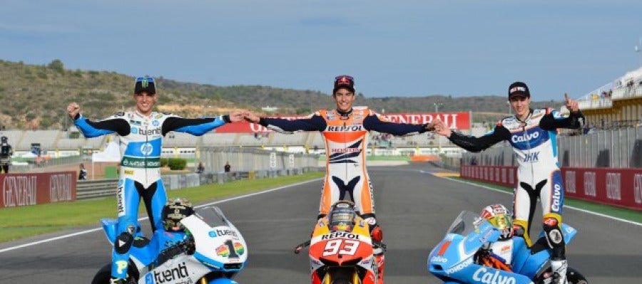 Viñales, Márquez y Pol Espargaró, campeones del mundo del Mundial 2013 Viñales, Márquez y Pol Espargaró, campeones del mundo del Mundial 2013