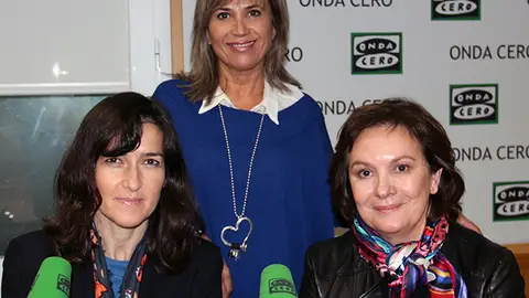 Julia Otero junto a Ángeles González Sinde y Clara Sánchez Julia Otero junto a Ángeles González Sinde y Clara Sánchez