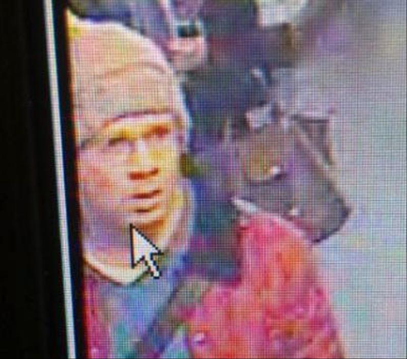 Nieva sobre Pekín: El pistolero del diario Libération Nieva sobre Pekín: El pistolero del diario Libération