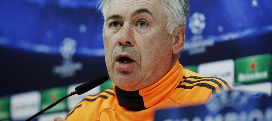 Carlo Ancelotti en rueda de prensa Carlo Ancelotti en rueda de prensa