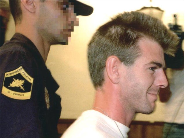 Detenido Miguel Ricart, asesino del crimen de Alcàsser, por supuestamente liderar un narcopiso de Barcelona Detenido Miguel Ricart, asesino del crimen de Alcàsser, por supuestamente liderar un narcopiso de Barcelona