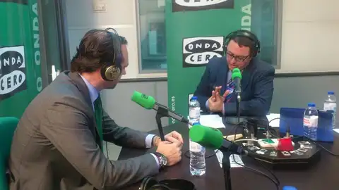 Juan Carlos Enrique entrevista a José Ramón Bauzá en Aquí en la Onda. Illes Balears Juan Carlos Enrique entrevista a José Ramón Bauzá en Aquí en la Onda. Illes Balears