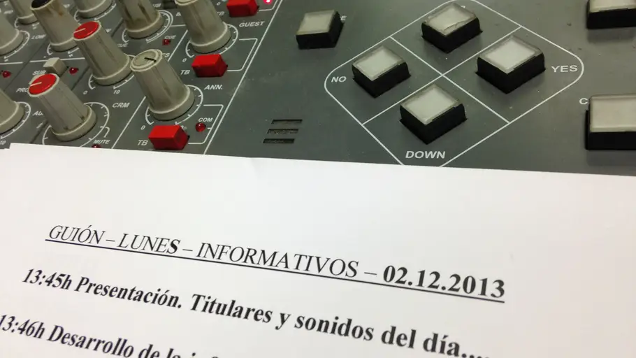 Noticias mediodia Pontevedra 02-12-2013 Noticias mediodia Pontevedra 02-12-2013
