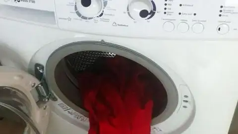 Una lavadora algo bebida... Una lavadora algo bebida...