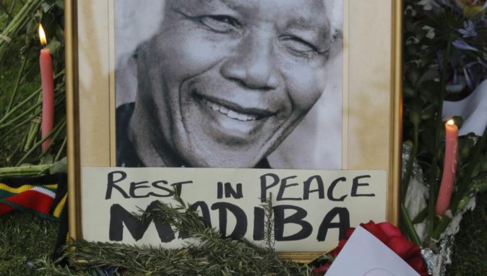 Un retrato del expresidente sudafricano Nelson Mandela