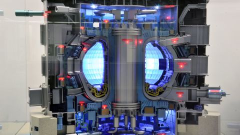 ITER. El futuro de la fusi&oacute;n nuclear se est&aacute; desarrollando en este car&iacute;simo laboratorio internacional.