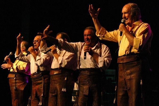 Canciones económicas: ‘Maldito sea el dinero’ de Los Romeros de la Puebla Canciones económicas: ‘Maldito sea el dinero’ de Los Romeros de la Puebla