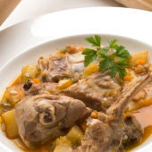 Caldereta de cordero con patatas