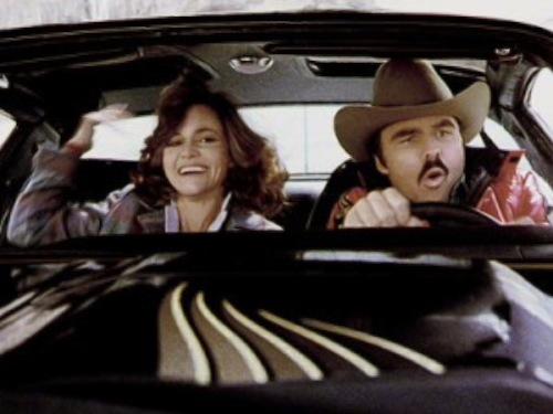 Canciones económicas: 'East Bound and Down', de la película 'Los caraduras' Canciones económicas: 'East Bound and Down', de la película 'Los caraduras'