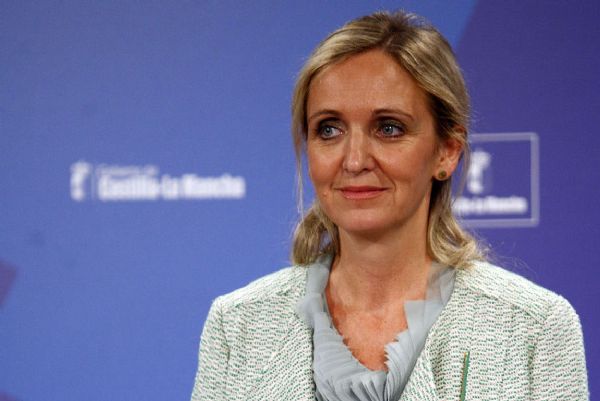 Carmen Casero: "Hacemos un gran esfuerzo para estar a la altura de las comunidades que tienen sol y playa" Carmen Casero: "Hacemos un gran esfuerzo para estar a la altura de las comunidades que tienen sol y playa"