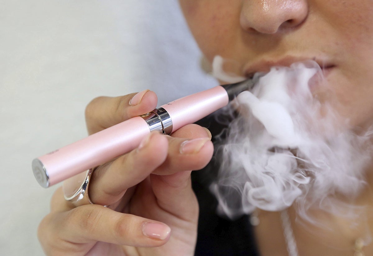 India planea prohibir los cigarrillos electrónicos y sancionar su consumo con penas de cárcel India planea prohibir los cigarrillos electrónicos y sancionar su consumo con penas de cárcel